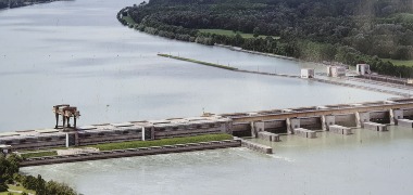 Centrale hydroélectrique sur le Danube
